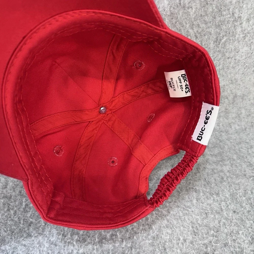 Buc-ee's Infant‎ Beaver Face Ball Cap Red Elastic Back UPF 50+ Cotton